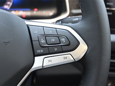 New 2025 Volkswagen Jetta SE image 12