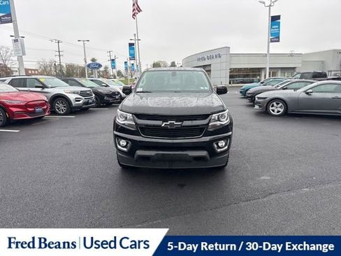 Used 2018 Chevrolet Colorado Z71 w/ Z71 Midnight Edition AWD/4WD image 2