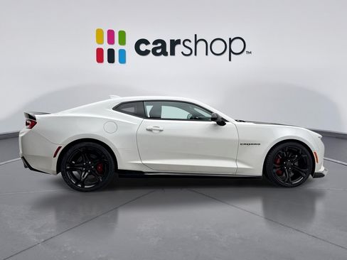 Used 2018 Chevrolet Camaro SS RWD image 6