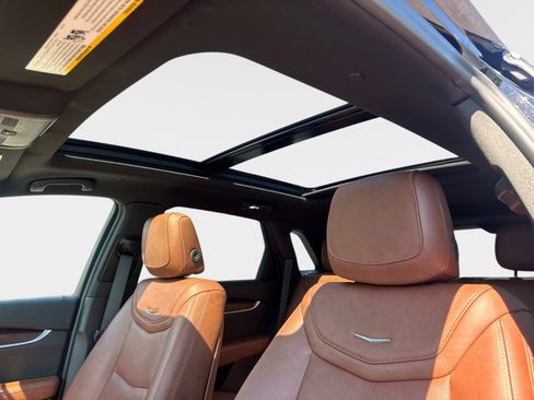 New 2026 Cadillac XT5 Premium Luxury w/ Driver Assist Package FWD image 18