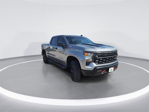 Used 2024 Chevrolet Silverado 1500 Custom Trail Boss image 2