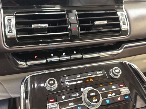 Used 2023 Lincoln Navigator L Black Label AWD/4WD image 20