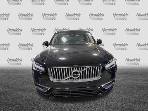 Certified 2025 Volvo XC90 B6 Plus AWD/4WD image 41