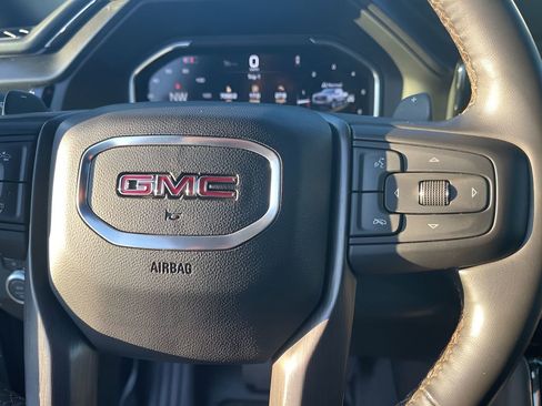 Used 2024 GMC Sierra 1500 AT4 w/ Technology Package AWD/4WD image 21