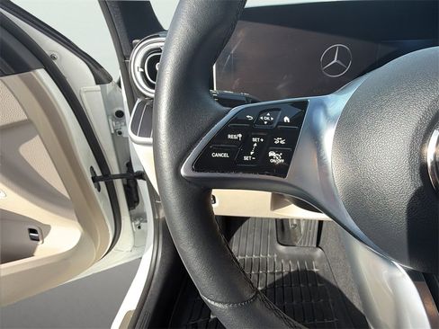 Used 2022 Mercedes-Benz C 300 C 300 image 27