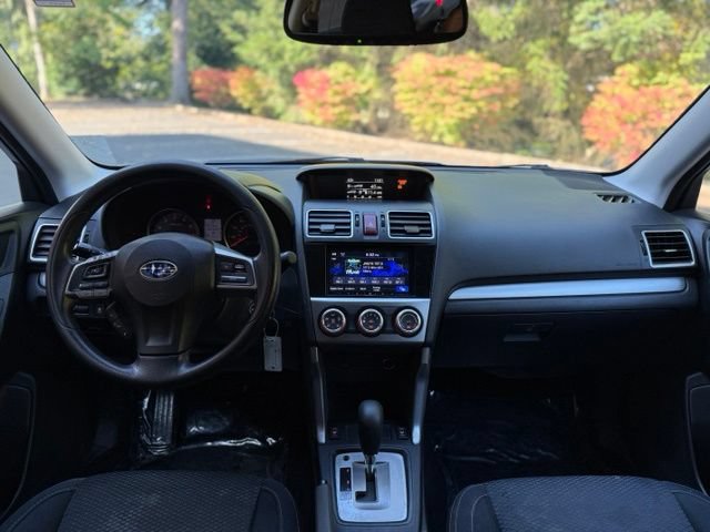 Used 2016 Subaru Forester 2.5i Premium w/ All-Weather Package AWD/4WD image 19