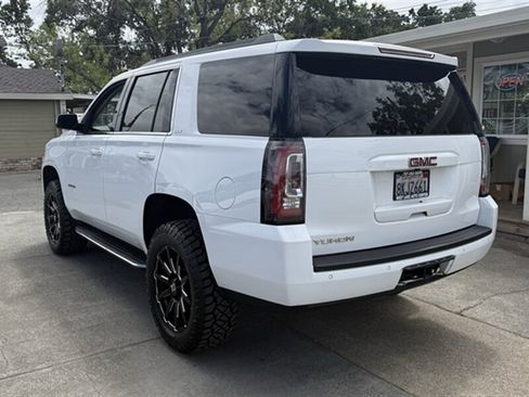 Used 2020 GMC Yukon SLT AWD/4WD image 4