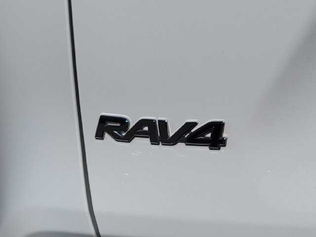 Used 2023 Toyota RAV4 XLE w/ XLE Grade Weather Package AWD/4WD image 11