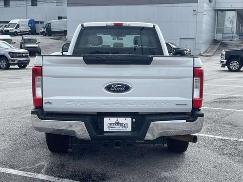 Used 2017 Ford F250 XL w/ Power Equipment Group RWD image 4
