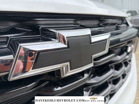 Used 2024 Chevrolet Trax RS w/ Sunroof Package image 31