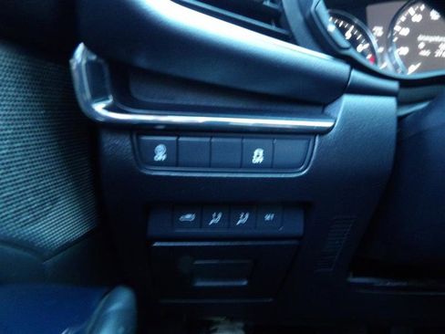 Used 2022 MAZDA MAZDA3 s image 20