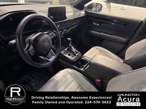 Used 2025 Honda CR-V Sport Touring image 5