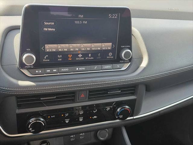 Used 2024 Nissan Rogue S AWD/4WD image 26