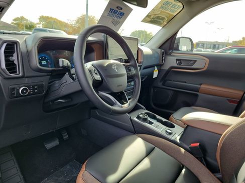 New 2025 Ford Bronco Sport Outer Banks w/ Outer Banks Tech Package+ image 20