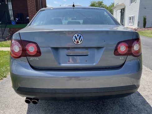 Used 2010 Volkswagen Jetta SE FWD image 7