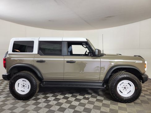 New 2026 Ford Bronco Heritage Edition AWD/4WD image 8