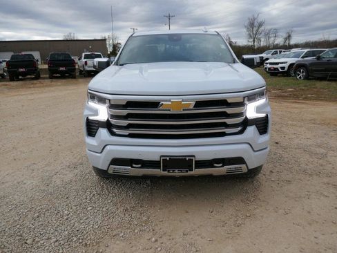 New 2026 Chevrolet Silverado 1500 High Country image 9