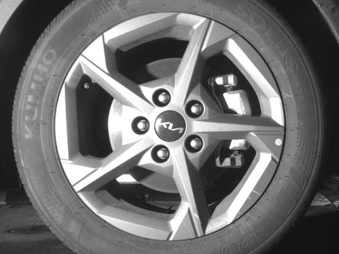 Used 2025 Kia K4 FWD image 13