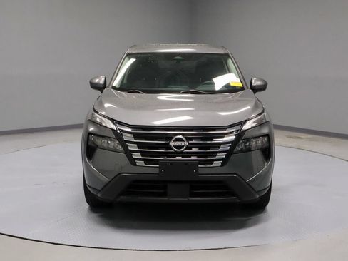 Certified 2024 Nissan Rogue SV AWD/4WD image 5