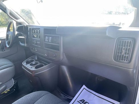 Used 2023 Chevrolet Express 2500 w/ Driver Convenience Package image 25