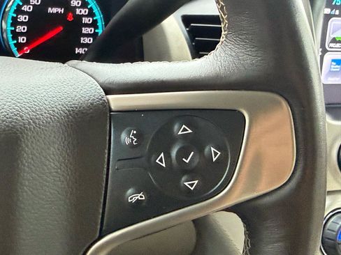 Used 2017 GMC Yukon Denali w/ Open Road Package AWD/4WD image 17