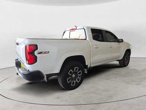 Certified 2023 Chevrolet Colorado Z71 w/ Z71 Convenience Package 2 AWD/4WD image 5