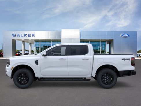New 2025 Ford Ranger Lariat w/ Black Appearance Package RWD image 3