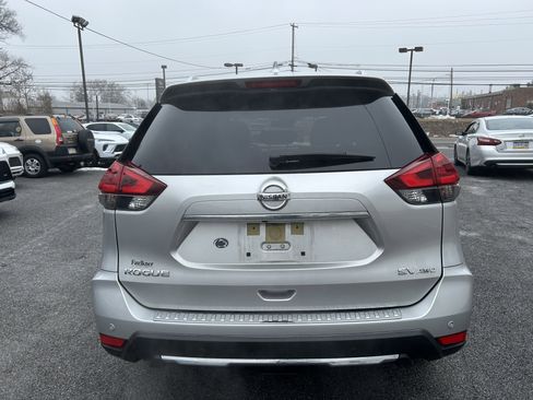 Used 2020 Nissan Rogue SV image 5