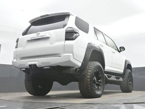 Used 2015 Toyota 4Runner SR5 Premium AWD/4WD image 36