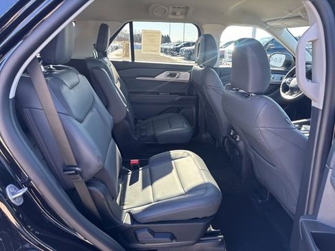 New 2026 Ford Explorer Active image 15