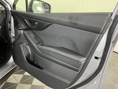 Used 2023 Subaru Crosstrek 2.0i Premium AWD/4WD image 16