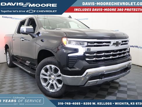New 2026 Chevrolet Silverado 1500 LTZ w/ LTZ Premium Package AWD/4WD image 1