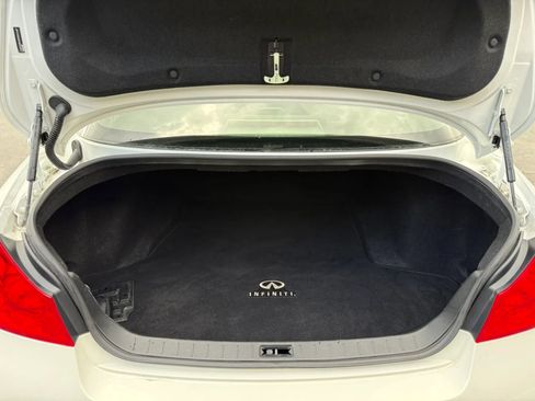 Used 2015 INFINITI Q40 AWD w/ Navigation Package image 42