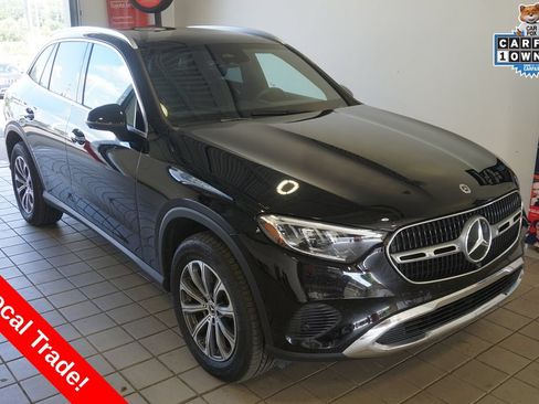 Used 2024 Mercedes-Benz GLC 300 4MATIC image 1