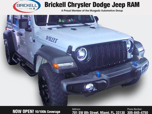 Used 2023 Jeep Wrangler Unlimited w/ Sun & Screen Package image 5