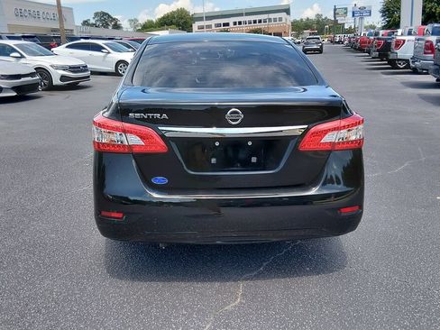Used 2015 Nissan Sentra S FWD image 5