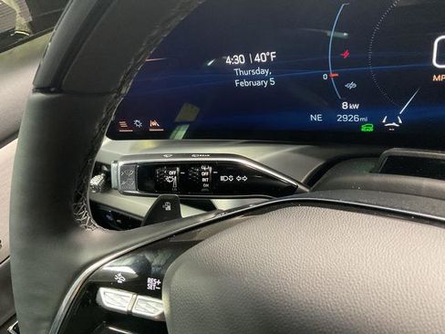 Used 2026 Cadillac Vistiq Sport image 18