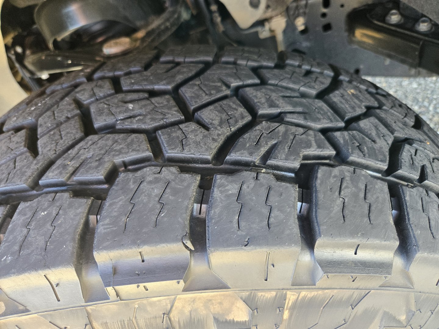 Used 2024 Ford F150 Lariat AWD/4WD image 6