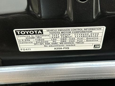Used 2026 Toyota Camry SE FWD image 29