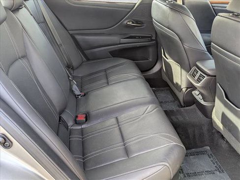 Used 2020 Lexus ES 300h image 21