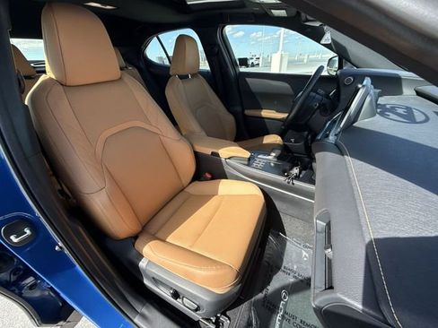 Certified 2025 Lexus UX 300h 300h Premium w/ Cold Area Package image 26