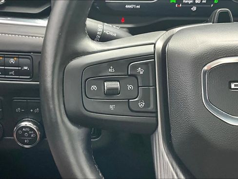 Used 2023 GMC Yukon Denali Ultimate image 24