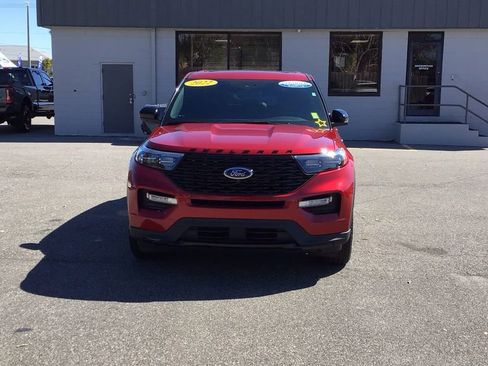 Certified 2022 Ford Explorer ST-Line image 3