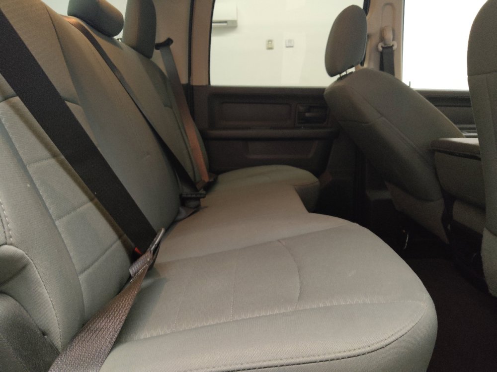 Used 2018 RAM 1500 Express w/ Express Value Package AWD/4WD image 19