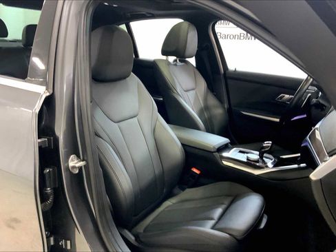 Used 2019 BMW 330i xDrive Sedan w/ Convenience Package image 8