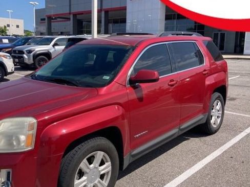 Used 2014 GMC Terrain SLE AWD/4WD image 1