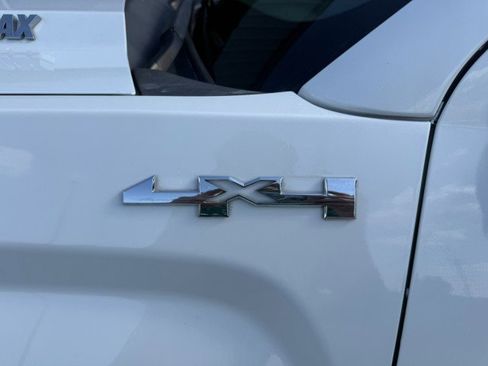 Used 2019 GMC Sierra 3500 4x4 Crew Cab w/ Sierra Convenience Package image 16