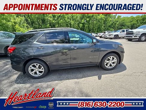 Used 2018 Chevrolet Equinox Premier AWD/4WD image 9