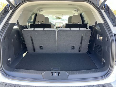 New 2026 Ford Explorer Active w/ Active Comfort Package image 26