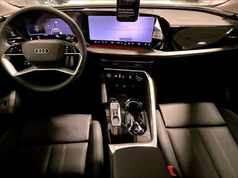 New 2026 Audi Q5 Premium Plus image 5